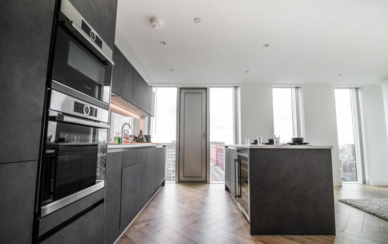 Location And Luxury In The Centre Of Manchester... *